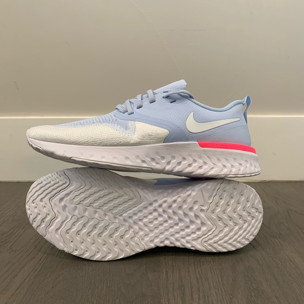 Women’s Nike Odyssey React 2 Flyknit shoes